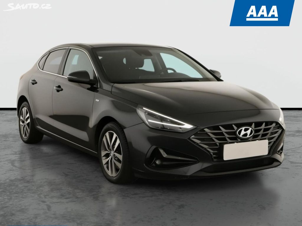 Hyundai i30, 1.5 T-GDI MHEV, Serv.kniha